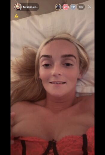 Full leaked Mrsdanielle private onlyfans photo
