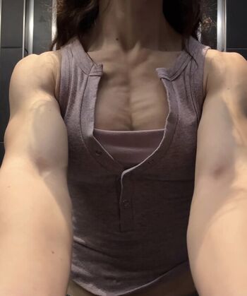 Full leaked Mytinymuscles private onlyfans photo