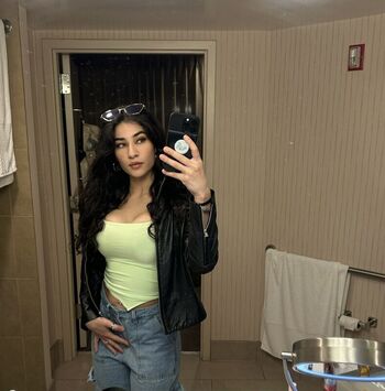 Full leaked Naila iqbal private onlyfans photo