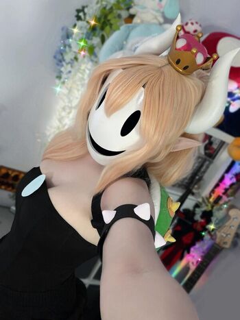 Full leaked Nelkucosplay private onlyfans photo