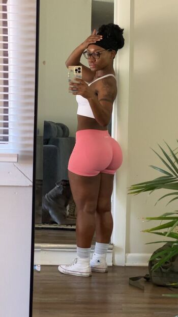 Full leaked Neshomeleh private onlyfans photo