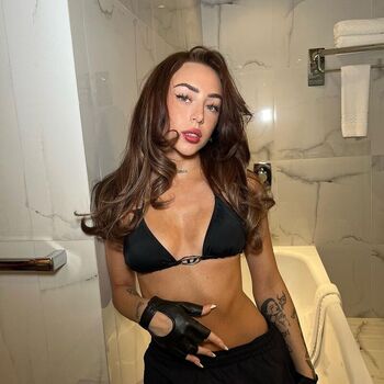 Full leaked Nicki nicole private onlyfans photo