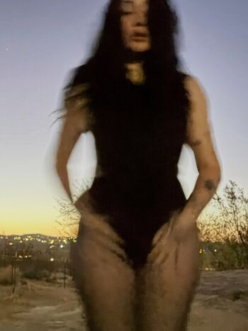 Full leaked Noah cyrus private onlyfans photo