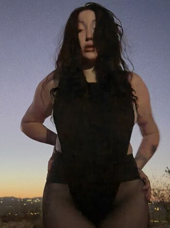 Full leaked Noah cyrus private onlyfans photo