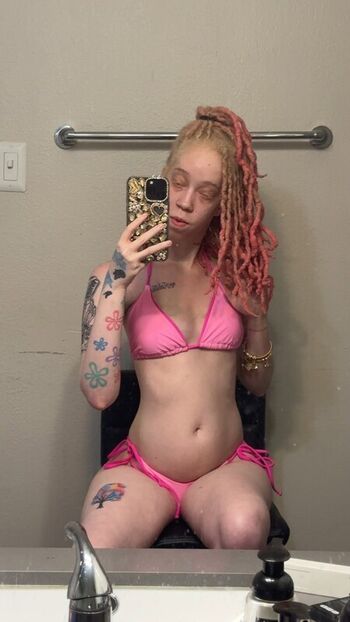 Full leaked Officialshayydee  page private onlyfans photo
