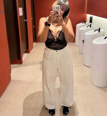 Full leaked Olioil private onlyfans photo