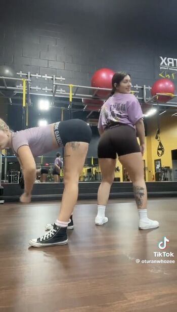 Full leaked Oturanwhozee private onlyfans photo