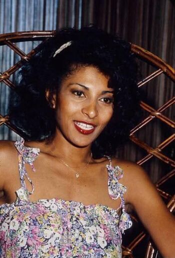 Full leaked Pam grier private onlyfans photo