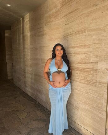 Full leaked Paremiria private onlyfans photo