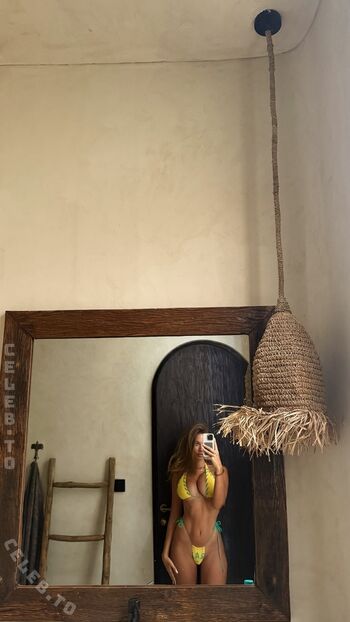Full leaked Pia kim private onlyfans photo