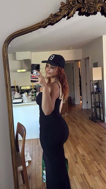 Raina Morris