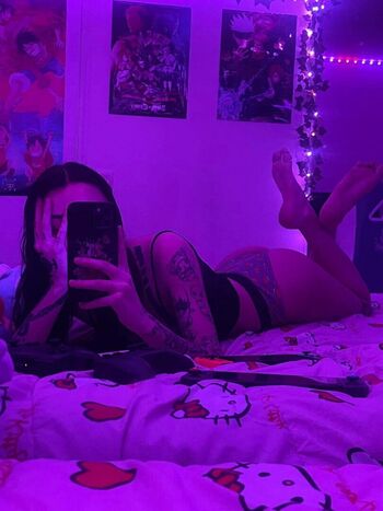 Full leaked Ravena private onlyfans photo