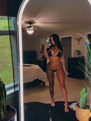 Full leaked Rayn ravyn private onlyfans photo