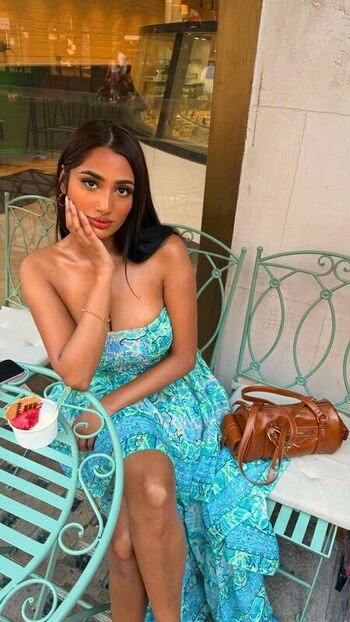 Full leaked Riya b private onlyfans photo