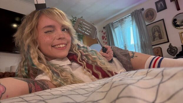 Full leaked Rottedbrainz private onlyfans photo