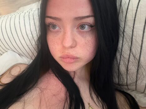 Full leaked Saikui private onlyfans photo