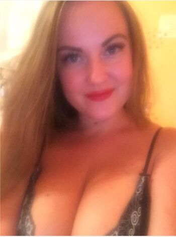 Full leaked Samantakroft private onlyfans photo