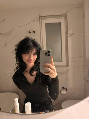 Full leaked Sanymaaa private onlyfans photo