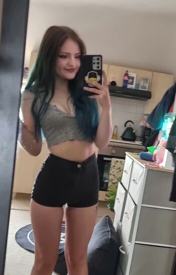 Full leaked Sariaarts private onlyfans photo