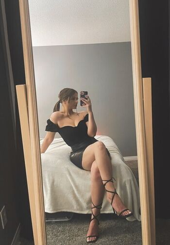 Full leaked Saskkiii private onlyfans photo