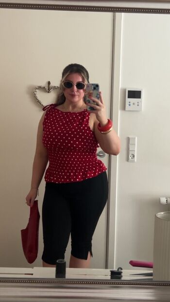 Full leaked Shannon ross private onlyfans photo