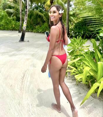 Full leaked Shivi ramoutar private onlyfans photo