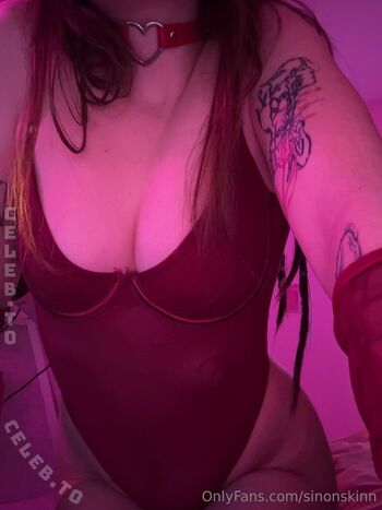 Full leaked Sinonskinn private onlyfans photo