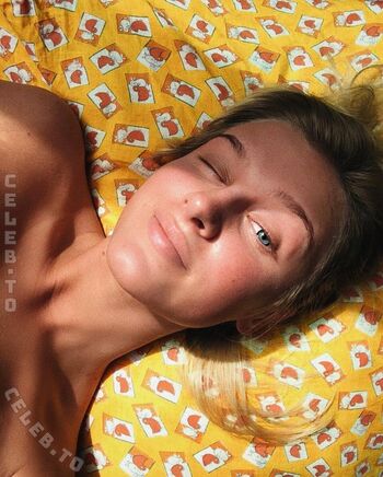 Full leaked Slimladysashka private onlyfans photo