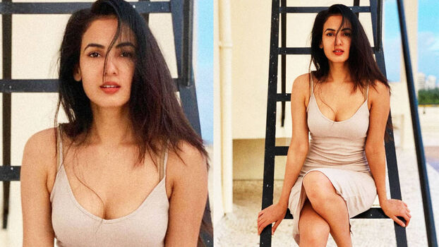 Full leaked Sonal chauhan private onlyfans photo