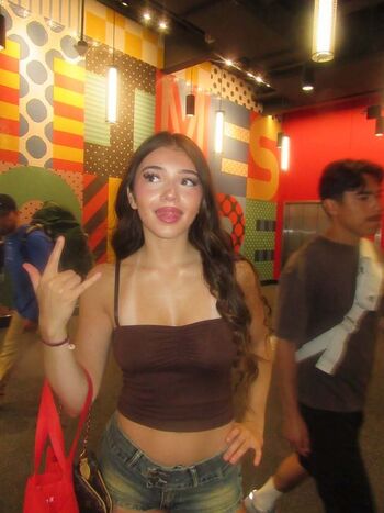 Full leaked Sophiegzzz private onlyfans photo