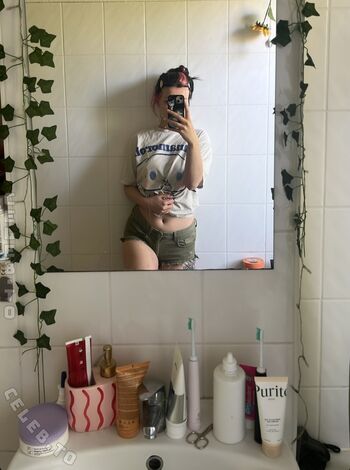 Full leaked Soymilkonice private onlyfans photo