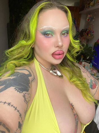 Full leaked Squishkween private onlyfans photo