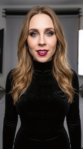 Stevie Martin