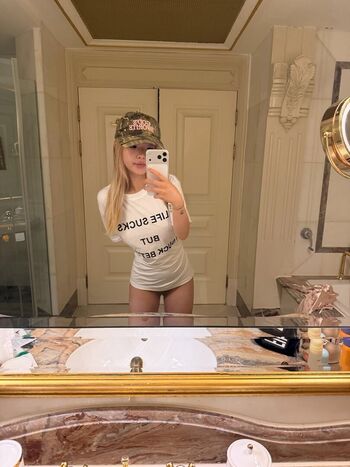 Full leaked Sweetasianchick private onlyfans photo