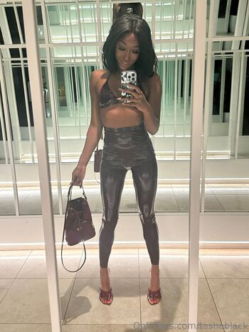 Full leaked Tashablack private onlyfans photo