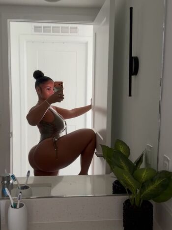 Full leaked Thatfreign private onlyfans photo