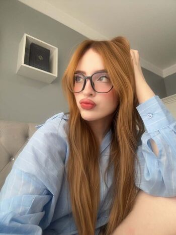 Full leaked Thayse kloppel page private onlyfans photo