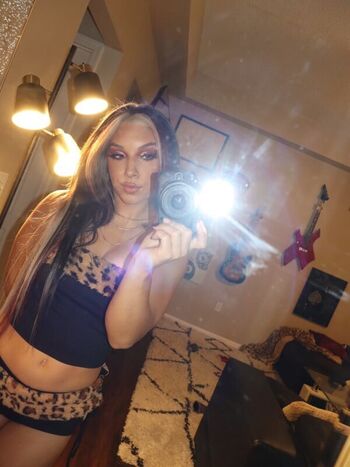 Full leaked Thea hail private onlyfans photo