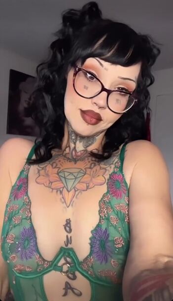 Full leaked Thglifegrl private onlyfans photo