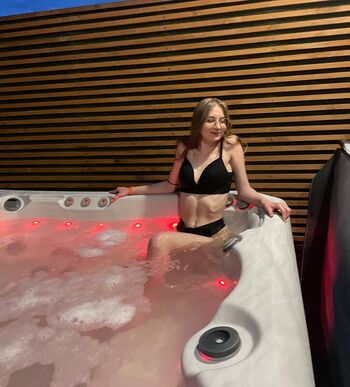 Full leaked Uliankaberezka private onlyfans photo