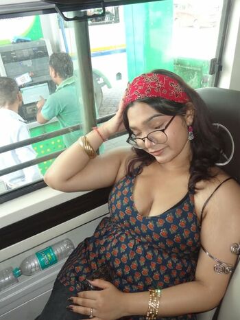 Full leaked Vrindardddd private onlyfans photo