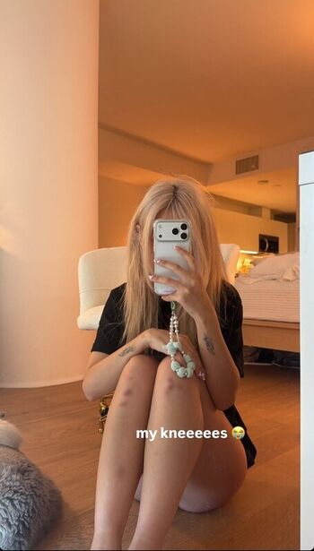 Full leaked Waifuo private onlyfans photo