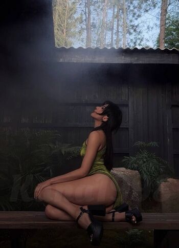 Full leaked Xialan private onlyfans photo