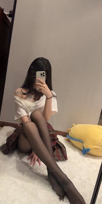 Full leaked Xiaosui private onlyfans photo