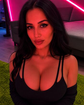 Full leaked Xristinaorfanidou private onlyfans photo