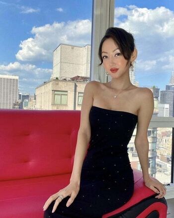 Full leaked Yeonmi park private onlyfans photo