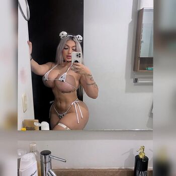 Full leaked Yessmodel private onlyfans photo