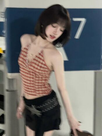 Full leaked Ilana glazer/ private onlyfans photo