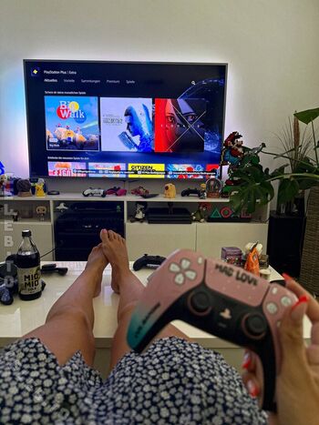 Full leaked Yve gaming private onlyfans photo