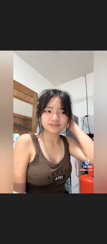 Full leaked Zelynics private onlyfans photo